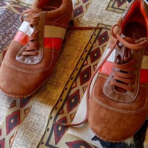 TAN WITH ORANGE SUEDE COLE HAAN  TENNIS SHOES
